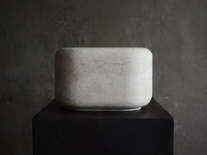 Large Marshmallow by Brendan Tadler® / Beige